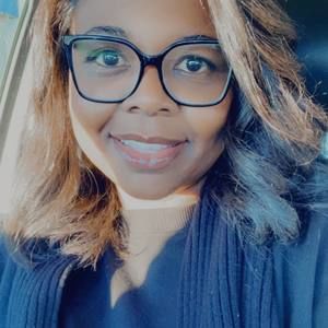 Meet your Posher, Raynika